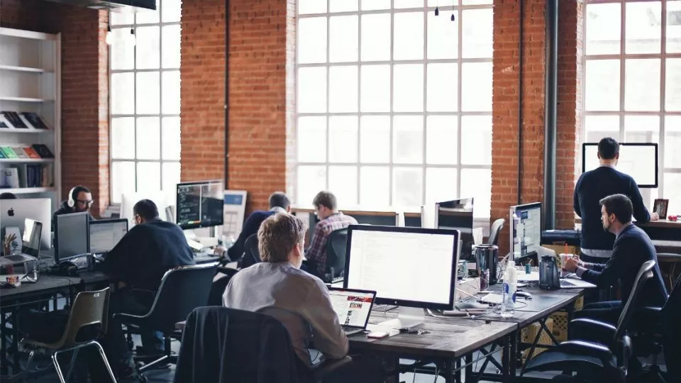 Как выбрать веб-студию в Далматово по кейсам